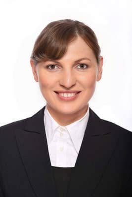 Fotograf portrete oficiale Timisoara. brand personal. business. afacere. job. angajare. 47