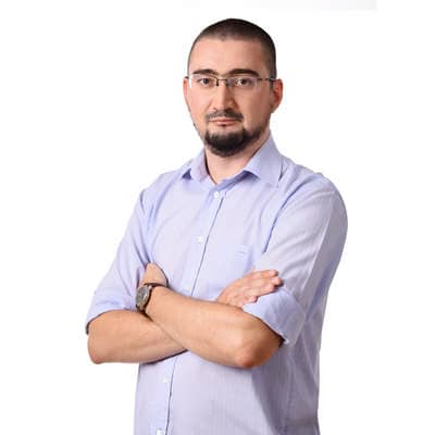 Fotograf portrete oficiale Timisoara. brand personal. business. afacere. job. angajare. 49